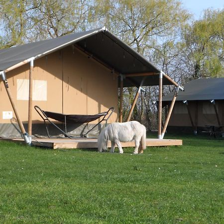 Hoeveheikant Chalets Lage Mierde Buitenkant foto
