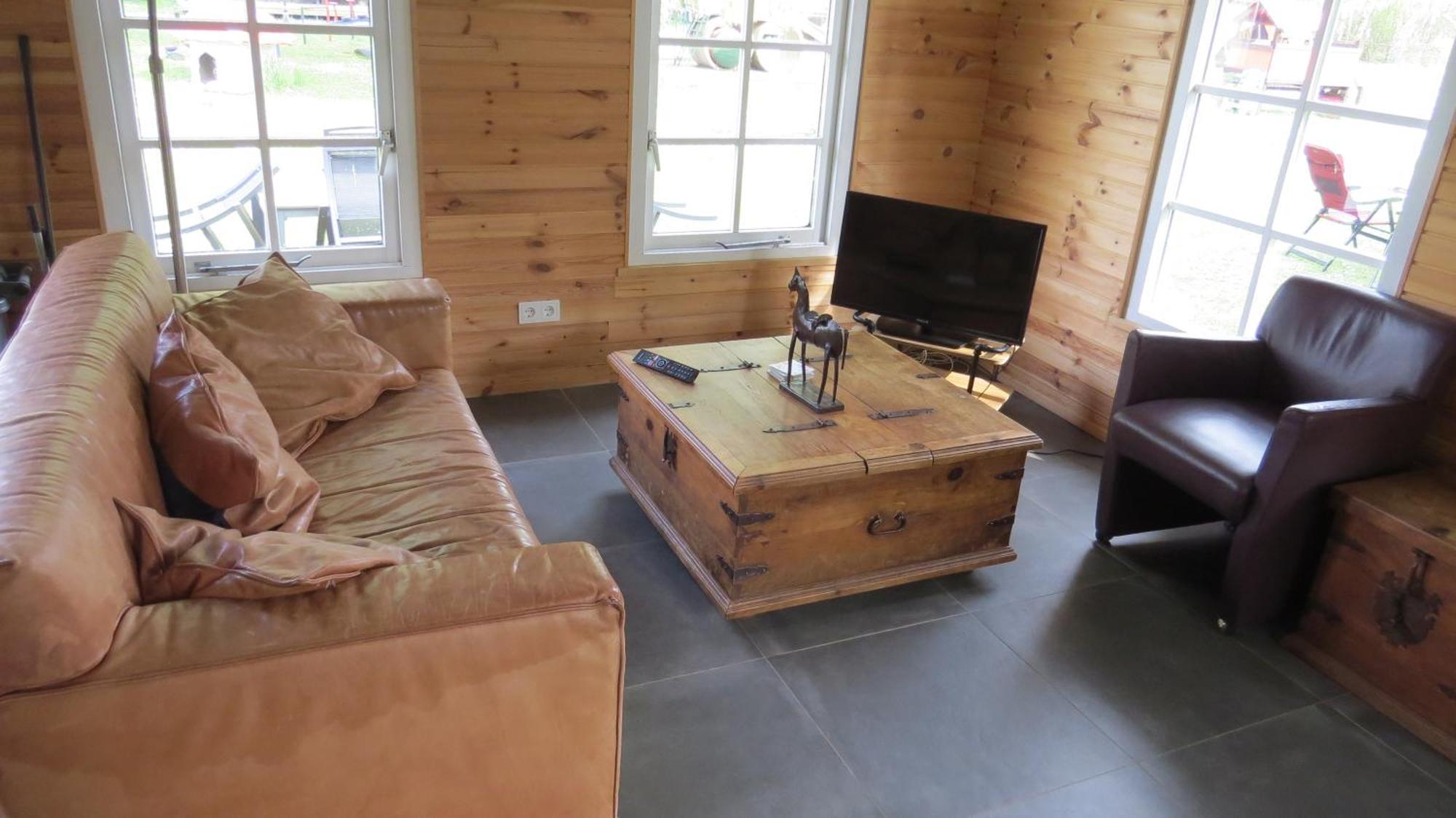 Hoeveheikant Chalets Lage Mierde Buitenkant foto