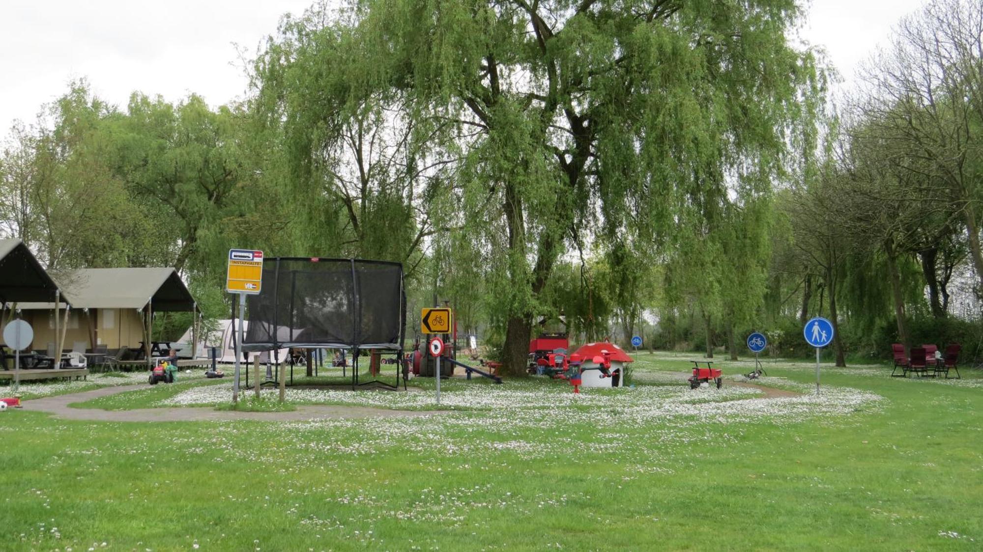 Hoeveheikant Chalets Lage Mierde Buitenkant foto