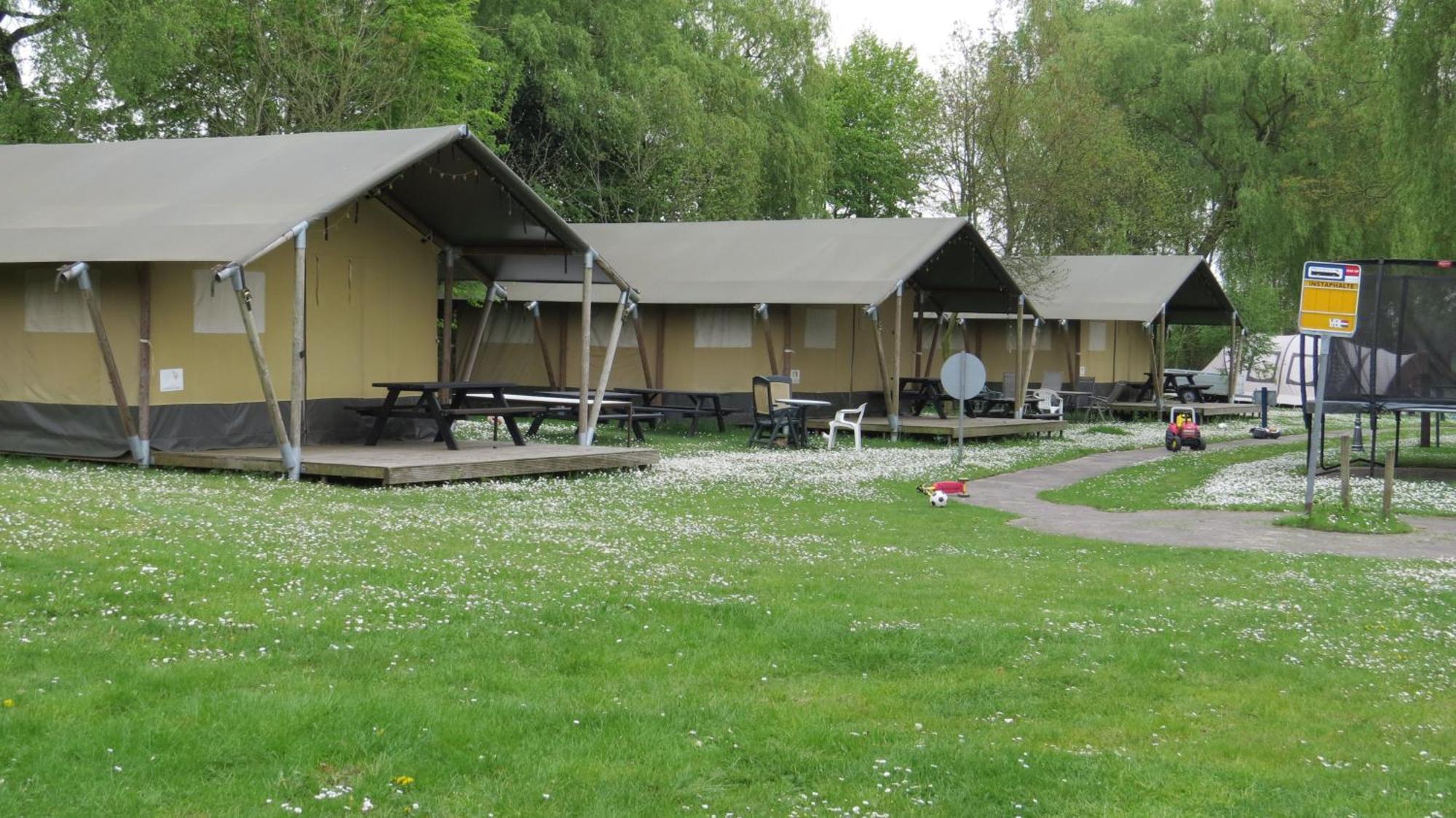 Hoeveheikant Chalets Lage Mierde Buitenkant foto