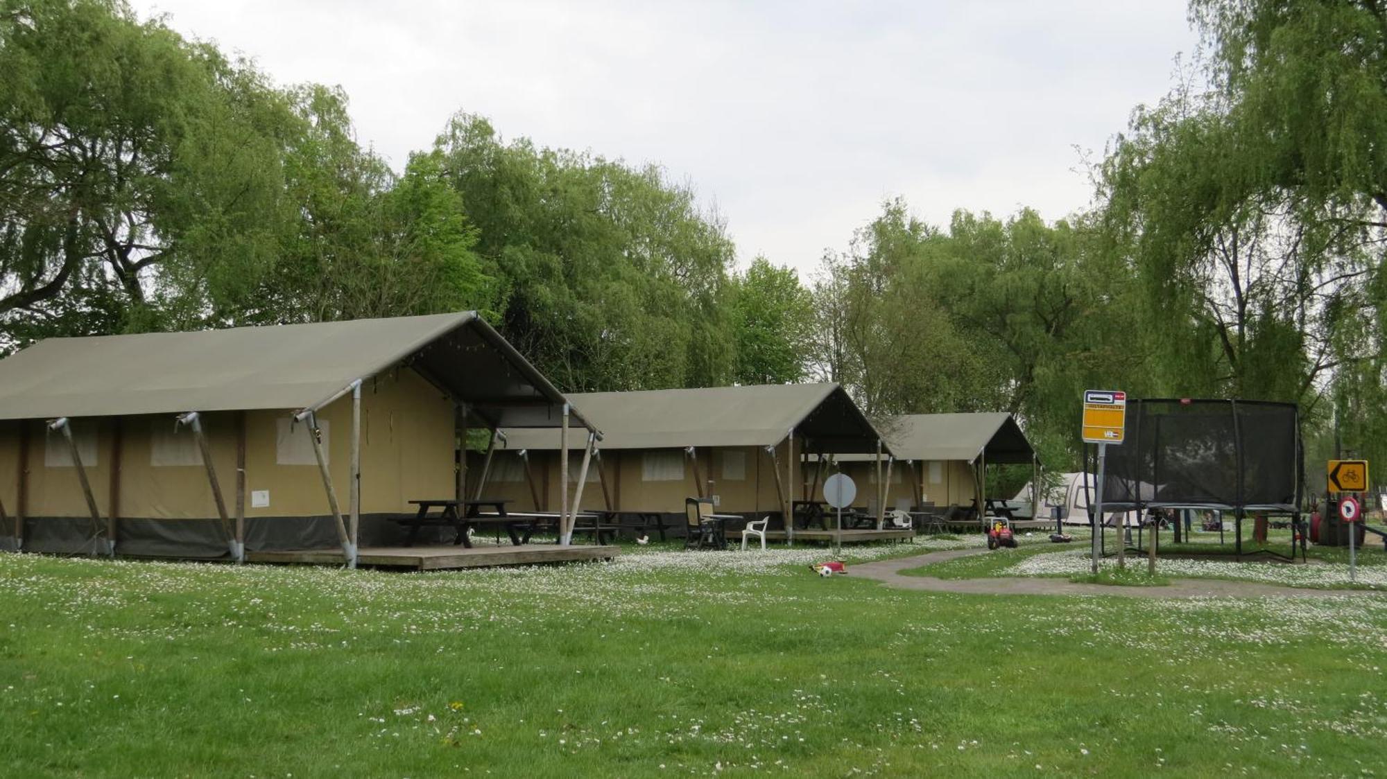Hoeveheikant Chalets Lage Mierde Buitenkant foto