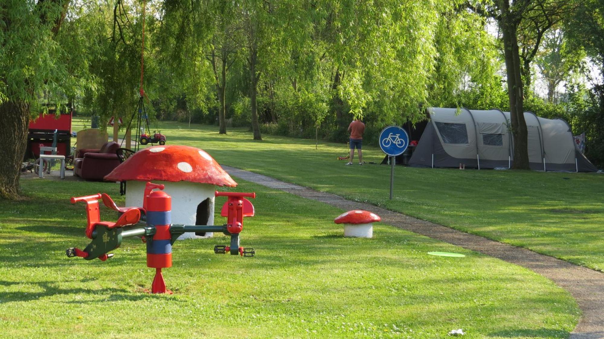 Hoeveheikant Chalets Lage Mierde Buitenkant foto