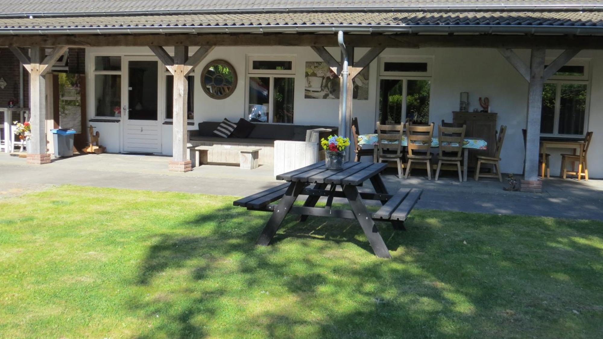 Hoeveheikant Chalets Lage Mierde Buitenkant foto